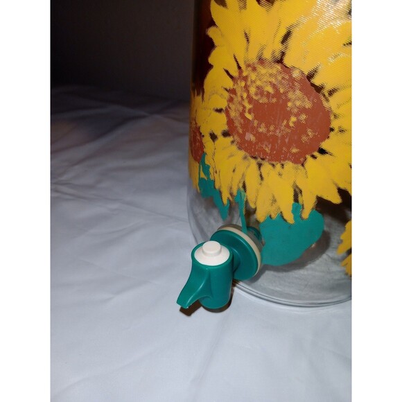 Golden Harvest Sunflower Sun Tea Jug with Spicket Flower 1 Gallon and Two Glass - Picture 2 of 13